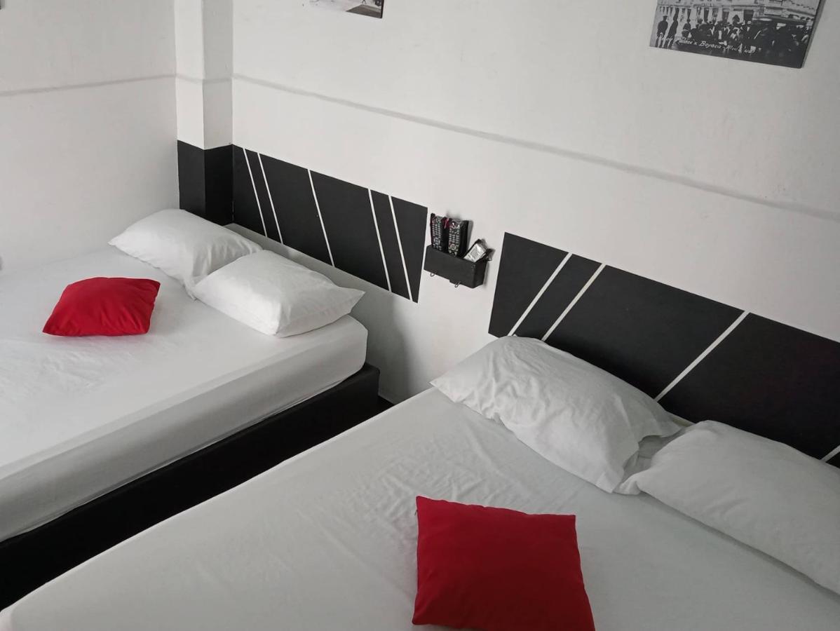 Hostal La Minita De Oro Santa Marta  Exteriör bild