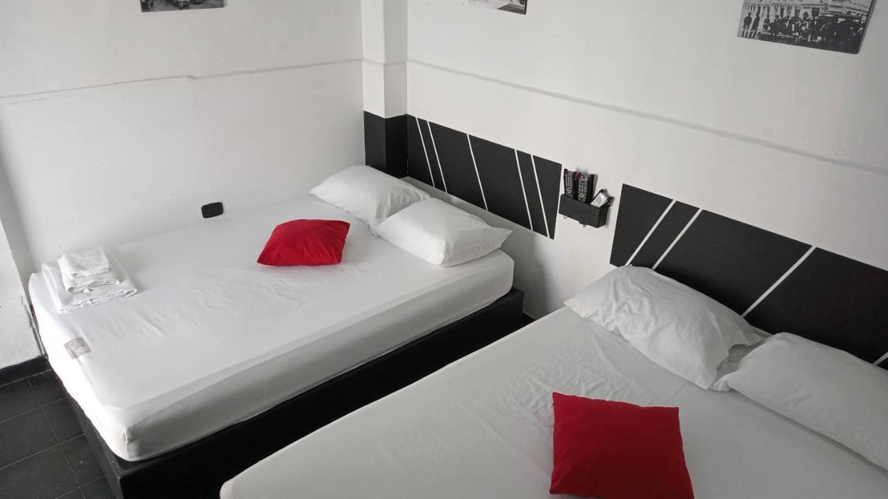 Hostal La Minita De Oro Santa Marta  Exteriör bild